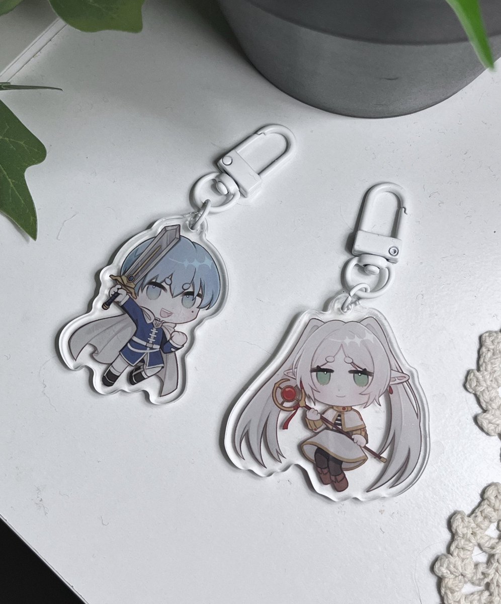 WickedTome's tweet image. I made matching Frimmel charms ๐ธ๐ก๏ธ
#Frieren #ใใชใผใฌใณFA