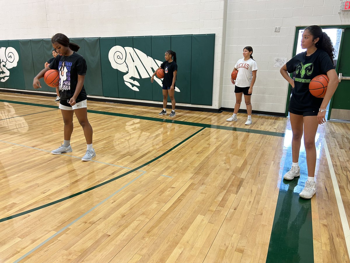 Another successful day at #RamSAC ! 

Ball control = Game control.
Every dribble is a chance to dominate.
🖐️ Keep it low.
👀 Keep your head up.
🔥 Keep defenders guessing.

#BallHandling #LadyRamsHoops