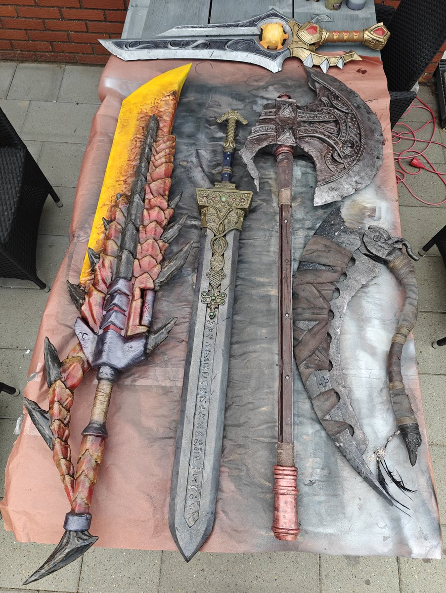 I somehow ended up making a whole arsenal if weapons for Dokomi LOL