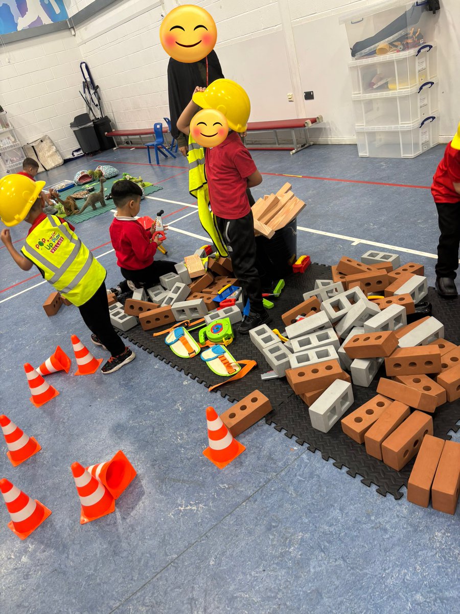 Miss Mansor (@missmansor) on Twitter photo RM and RC had a fabulous visit from the <a href="/PopUpPlayVilage/">PopUpPlayVillage</a> . We were extremely grateful to see you again and the children had so much fun. We might have some future vets, actors, singers, dancers, bakers and builders in the making 😄. <a href="/CliftonPrim/">CliftonPrimary</a> <a href="/MrsCarberyRS/">Mrs Carbery</a> <a href="/CliftonCoHead/">Dr Allen</a> RM and RC had a fabulous visit from the <a href="/PopUpPlayVilage/">PopUpPlayVillage</a> . We were extremely grateful to see you again and the children had so much fun. We might have some future vets, actors, singers, dancers, bakers and builders in the making 😄. <a href="/CliftonPrim/">CliftonPrimary</a> <a href="/MrsCarberyRS/">Mrs Carbery</a> <a href="/CliftonCoHead/">Dr Allen</a>