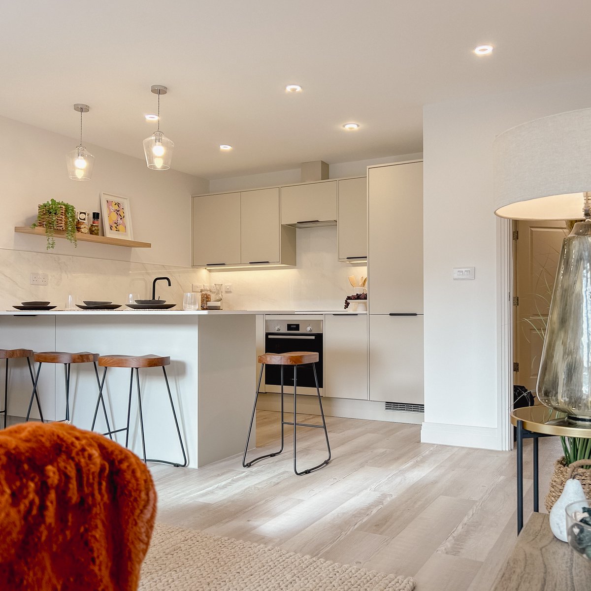 Comfortable homes that’s well worth viewing.
2-Bedroom | Modern homes | Convenient location | Ideal for downsizing

📍 Upton Way, Broadstone, Dorset, BH18 9LY
📞 07508 545265

_______________________
#downsizing #apartmentsforsale #ukproperty #Dorset #Poole