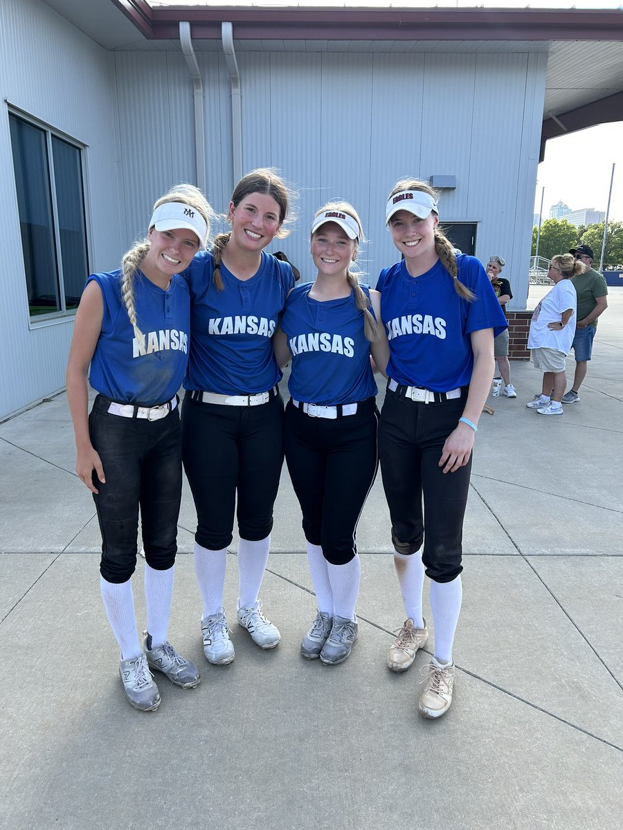 ON Softball (@breeederer) on Twitter photo Way to represent ON at the MO/KAN game ladies! 💙❤️🦅<a href="/AbbieWalden14/">Abbie Walden</a> Lailah Simmons, <a href="/SophieHerman_12/">Sophie Herman</a> Stella True Way to represent ON at the MO/KAN game ladies! 💙❤️🦅<a href="/AbbieWalden14/">Abbie Walden</a> Lailah Simmons, <a href="/SophieHerman_12/">Sophie Herman</a> Stella True