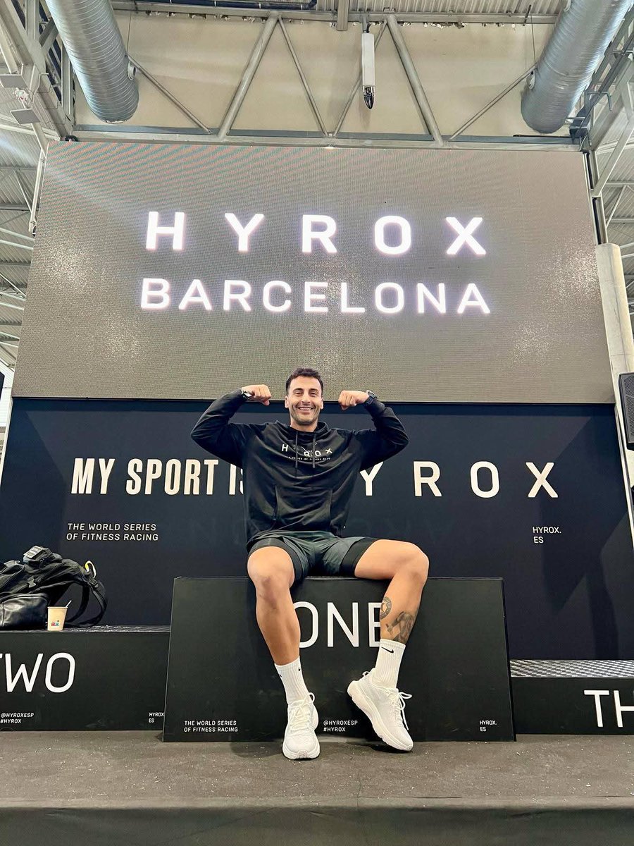 Telesforo Masa y Mario Hernandez estuvieron en Barcelona en el Hyrox, prueba híbrida que combina carrera con fuerza y que ahora mismo son uno de los deportes "nuevos" que más ha creído en el último año, como dato en Barcelona han competido más de 15.000 deportistas
Enhorabuena!!