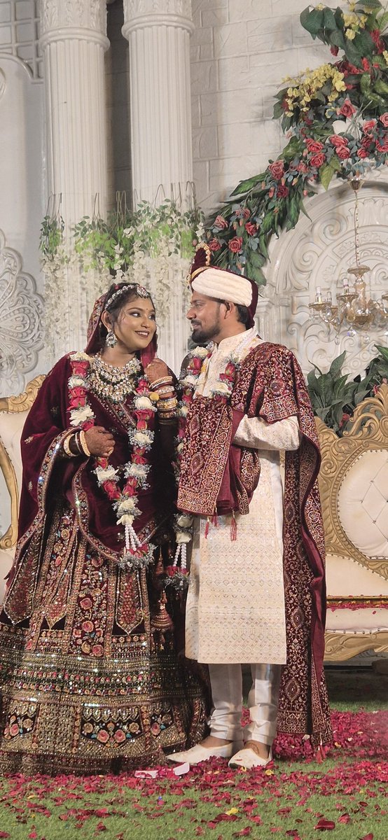 ShikshaguptaS's tweet photo. Jise pyaar kia ushi se shadi ki ❤️ Yes i wanna say loud Yes Dream Comes True but when you are totally loyal to your love and dedicated with all you positive efforts #Mrsinha #16thmay2025 https://t.co/TqoGX0bnnZ