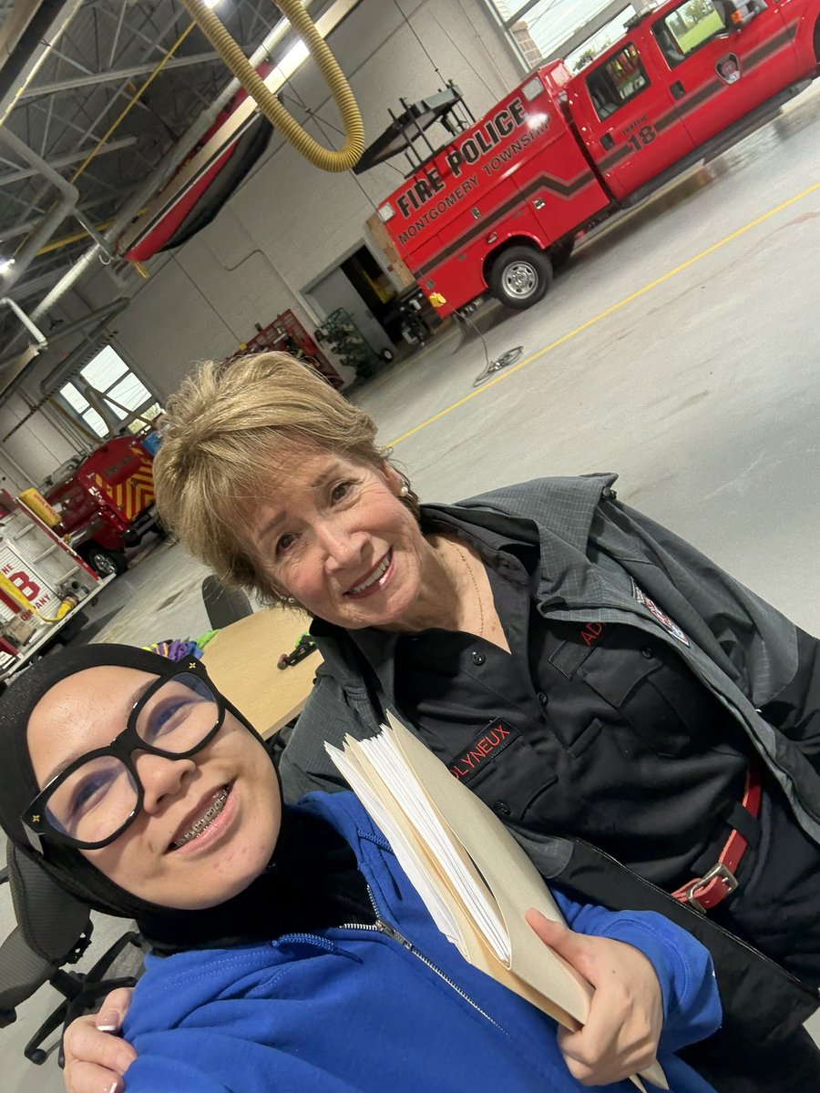 Melanie K tweet media