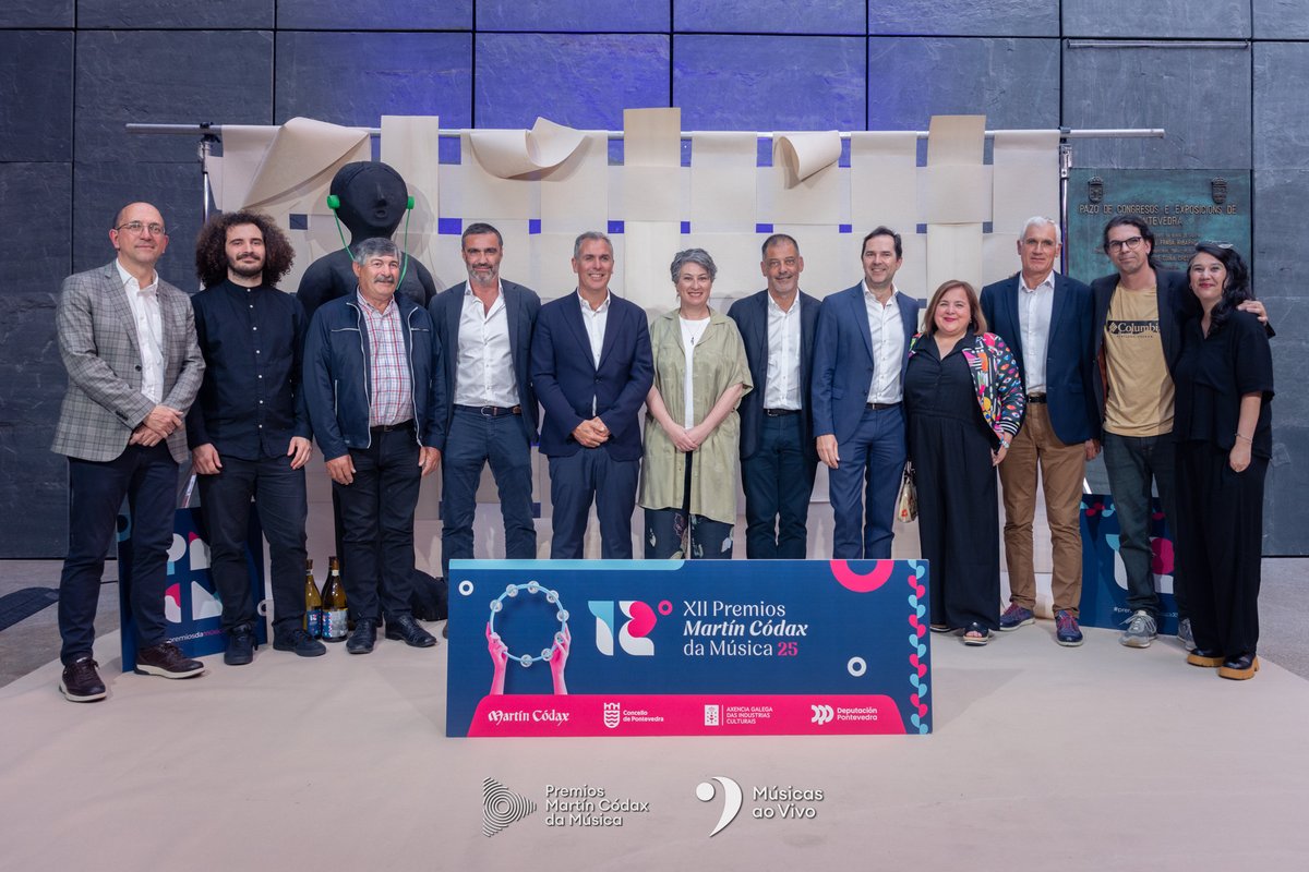 prmartincodax's tweet image. 👉 Esta XII edición dos Premios Martín Códax da Música realizouse coa colaboración das seguintes entidades: @BodMartinCodax,  @Pontevedrate, #Agadic- @Xunta e @depo_es  
🙌 Grazas a todas! 
@Musicos_ao_Vivo #PremiosDaMúsica25