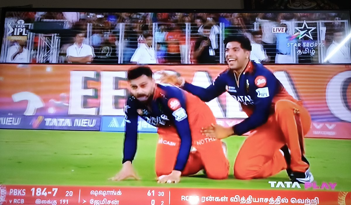 𝐑𝐞𝐝 𝐃𝐫𝐚𝐠𝐨𝐧 🐉 (@_gbu10_) on Twitter photo Dhoni Win pana evlo happy ah irudu irupano apdi dan iruku 🥹🥹🥹🥹
Love you <a href="/imVkohli/">Virat Kohli</a> 🫂💜💜💜💜💜
Congratulations #RCB ❤️🔥❤️🔥❤️🔥❤️🔥❤️🔥❤️🔥❤️🔥❤️🔥❤️🔥❤️🔥❤️🔥❤️🔥
Ortana evlo kevala paduthuniga intha oru 🏆 kaga win panitan 😭😭😭
Love you <a href="/imVkohli/">Virat Kohli</a> 🥹🥹🥹🥹🥹🥹🥹🥹 Dhoni Win pana evlo happy ah irudu irupano apdi dan iruku 🥹🥹🥹🥹
Love you <a href="/imVkohli/">Virat Kohli</a> 🫂💜💜💜💜💜
Congratulations #RCB ❤️🔥❤️🔥❤️🔥❤️🔥❤️🔥❤️🔥❤️🔥❤️🔥❤️🔥❤️🔥❤️🔥❤️🔥
Ortana evlo kevala paduthuniga intha oru 🏆 kaga win panitan 😭😭😭
Love you <a href="/imVkohli/">Virat Kohli</a> 🥹🥹🥹🥹🥹🥹🥹🥹