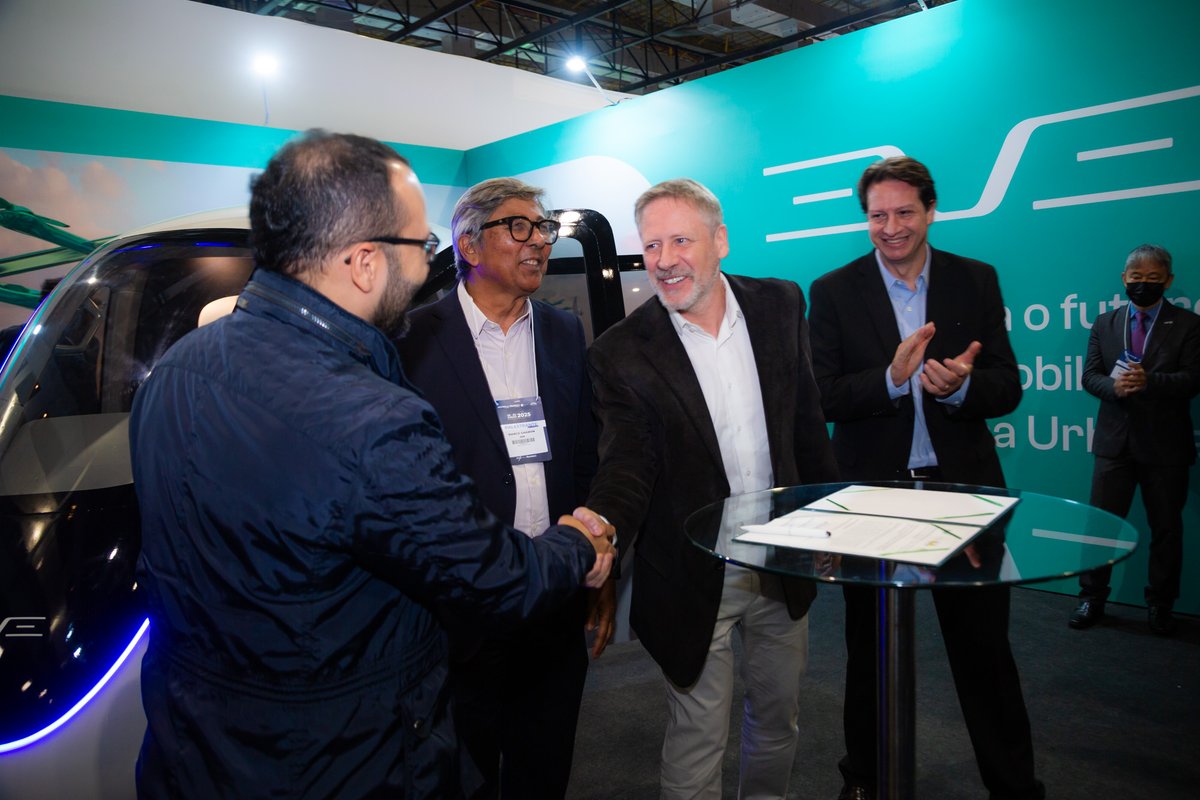 embraer's tweet photo. #NOTÍCIA | @EveAirMobility anuncia aprovação de até R$ 90 milhões em subvenção econômica da @FINEP para acelerar inovação digital e aviação sustentável. Leia notícia completa: https://t.co/hghS52rxUU
#EmbraerStories #EveAirMobility #FINEP https://t.co/e276VQ32Sr