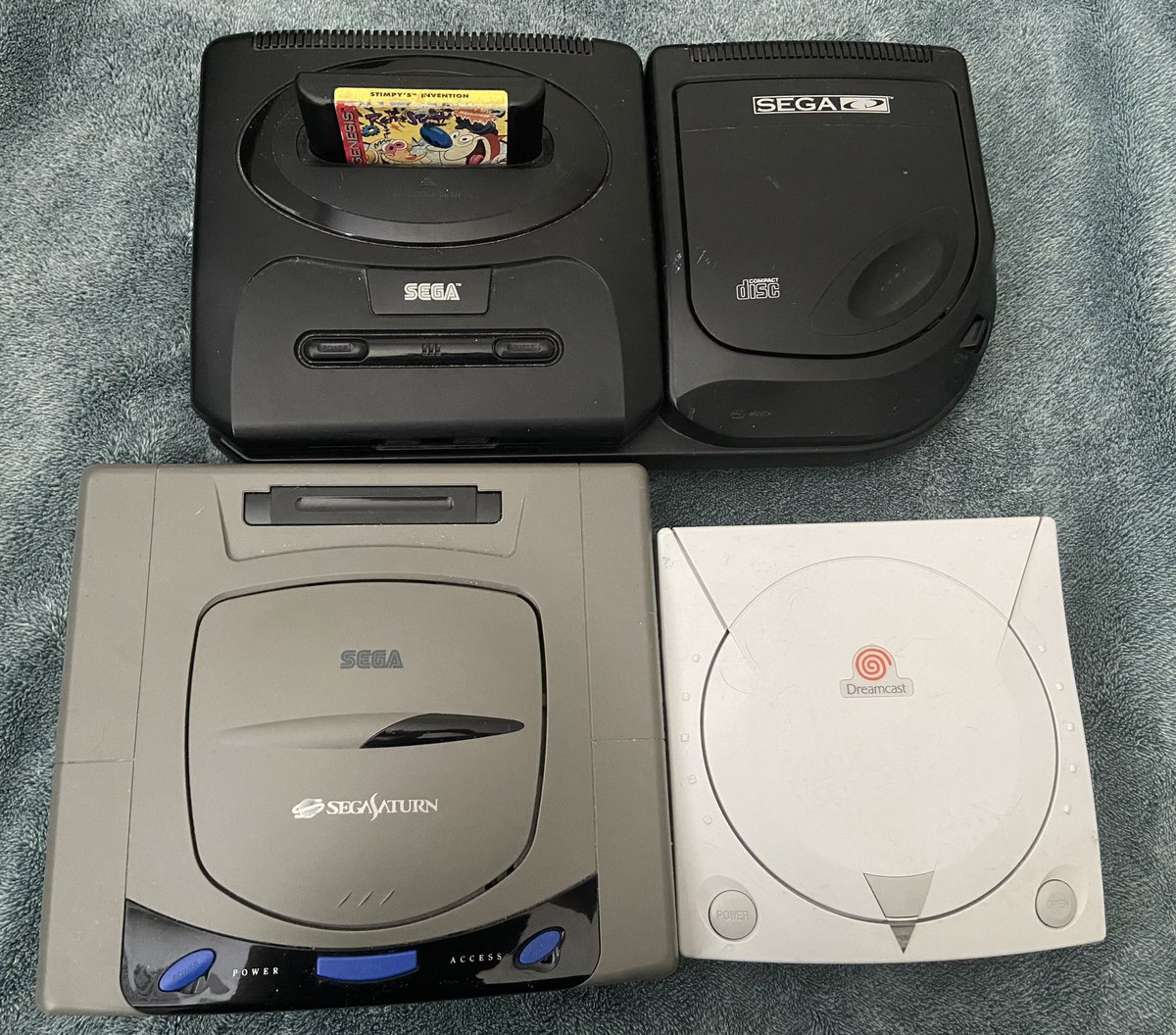 Shayegaming96's tweet photo. Happy 65th birthday Sega 🎉  #sega #SEGA65th https://t.co/QWt0EVYY7Y