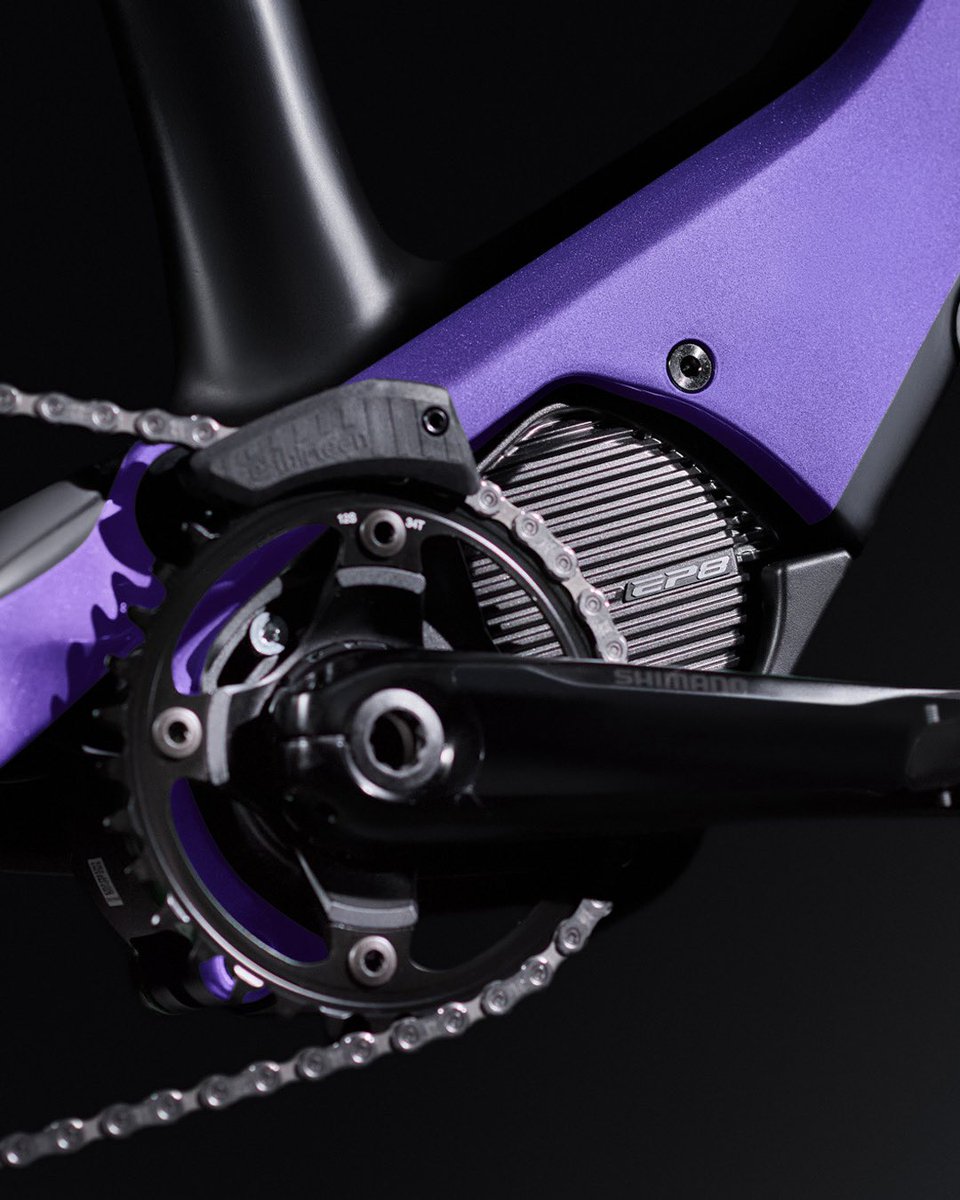 Porsche eBike: el deportivo sobre dos ruedas.

Siente la potencia, el diseño y la tecnología Porsche, ahora en formato eBike. Descubre la gama de bicicletas eléctricas Porsche eBike y vive la experiencia de moverte con estilo.