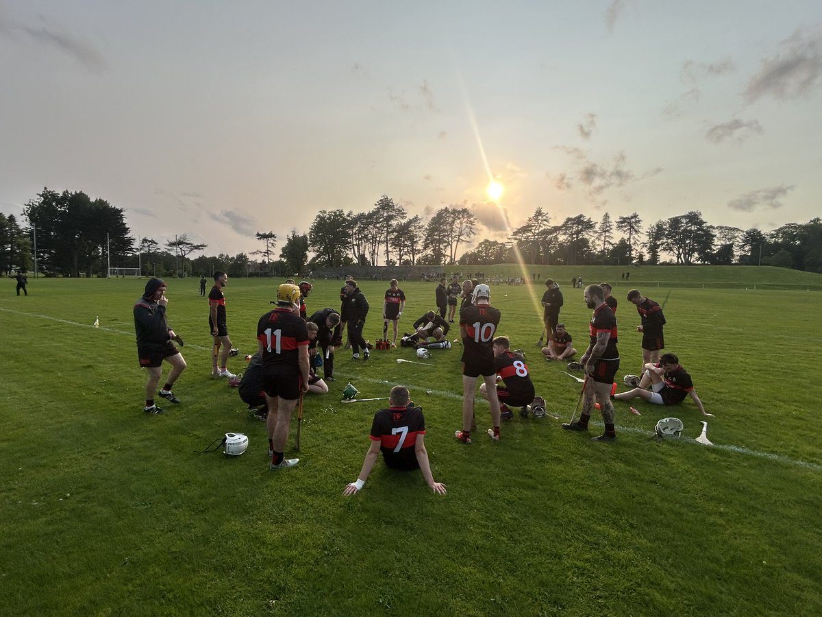 Sraith Iomána Ard Mhacha - Roinn 2   - Div 2 - Babhta 3 - Rd 3

Scór Deiridh - Final Score:

⬛️🟥⬛️ NCC 0-18
🟩⬜️🟨 St Malachy’s  1-12

Our senior hurlers had a good win in the People’s Park in Portadown this evening (03/06/25) in the Armagh league. 

Maith sibh lads! 👏🏻