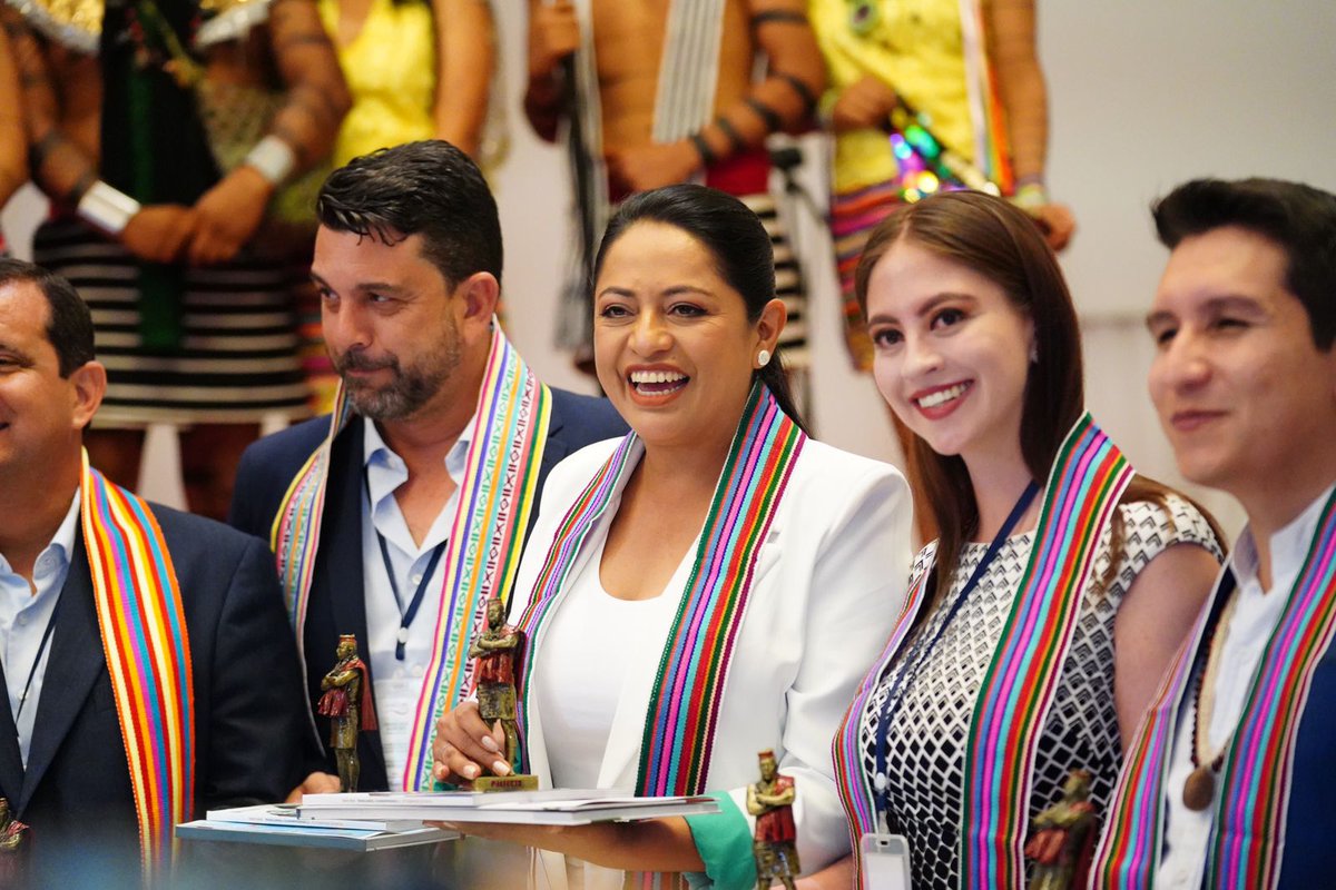 Hoy cierro una etapa de trabajo maravillosa desde el <a href="/CongopeEcuador/">CONGOPE</a>, con logros como el impulso al modelo de gestión descentralizada, el estímulo para financiar a las provincias a través de la exitosa cumbre de inversiones y el fortalecimiento de las capacidades locales con