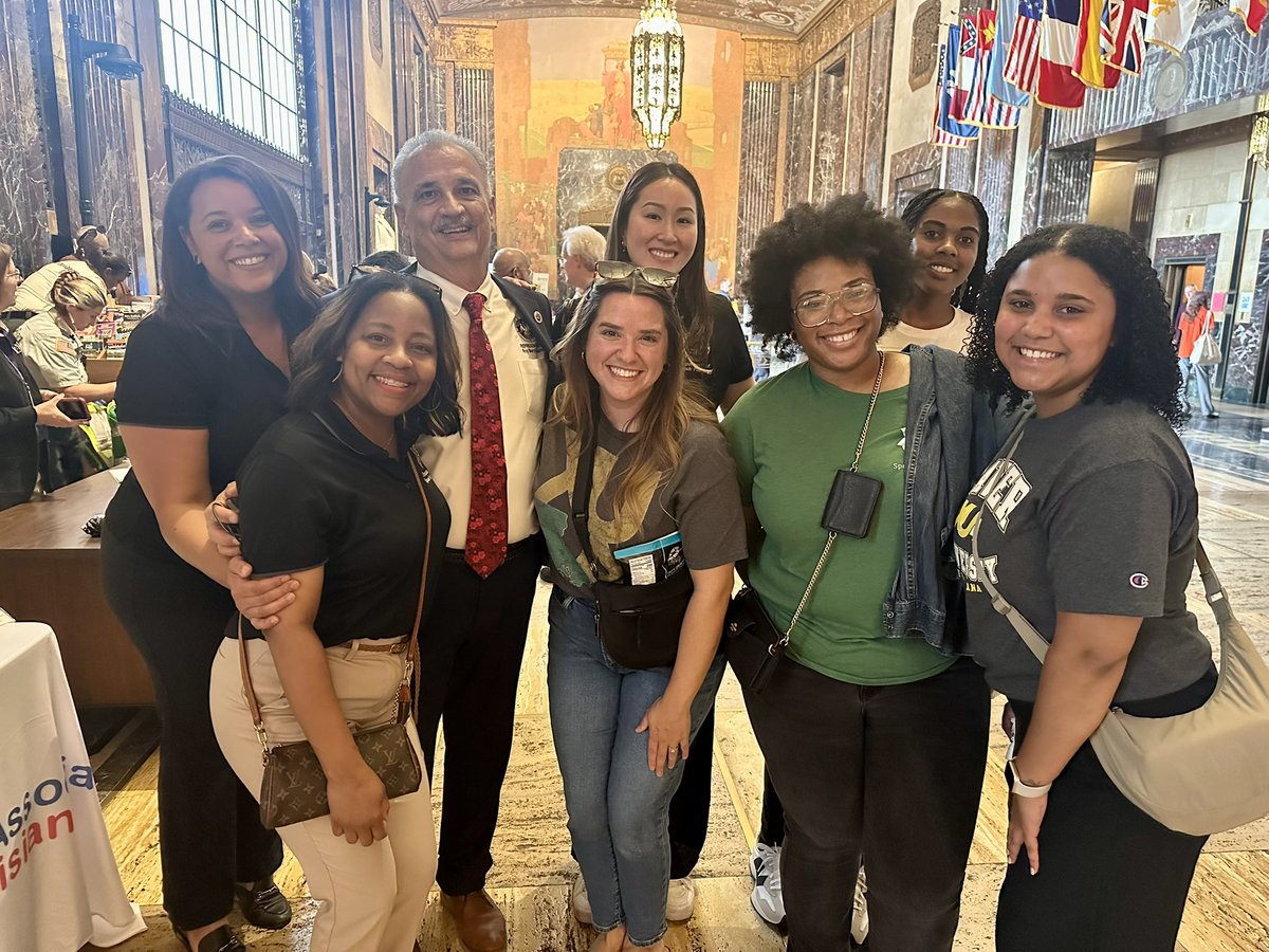 spwright84's tweet image. Yesterday Seersuckerstrategies was proud to support our client Louisiana #Speech #Language and #Hearing Association LSHA at their day at the Capitol. It was an honor to share the critical work these providers are doing across #Louisiana communities. #lalege #healthcare #advocacy