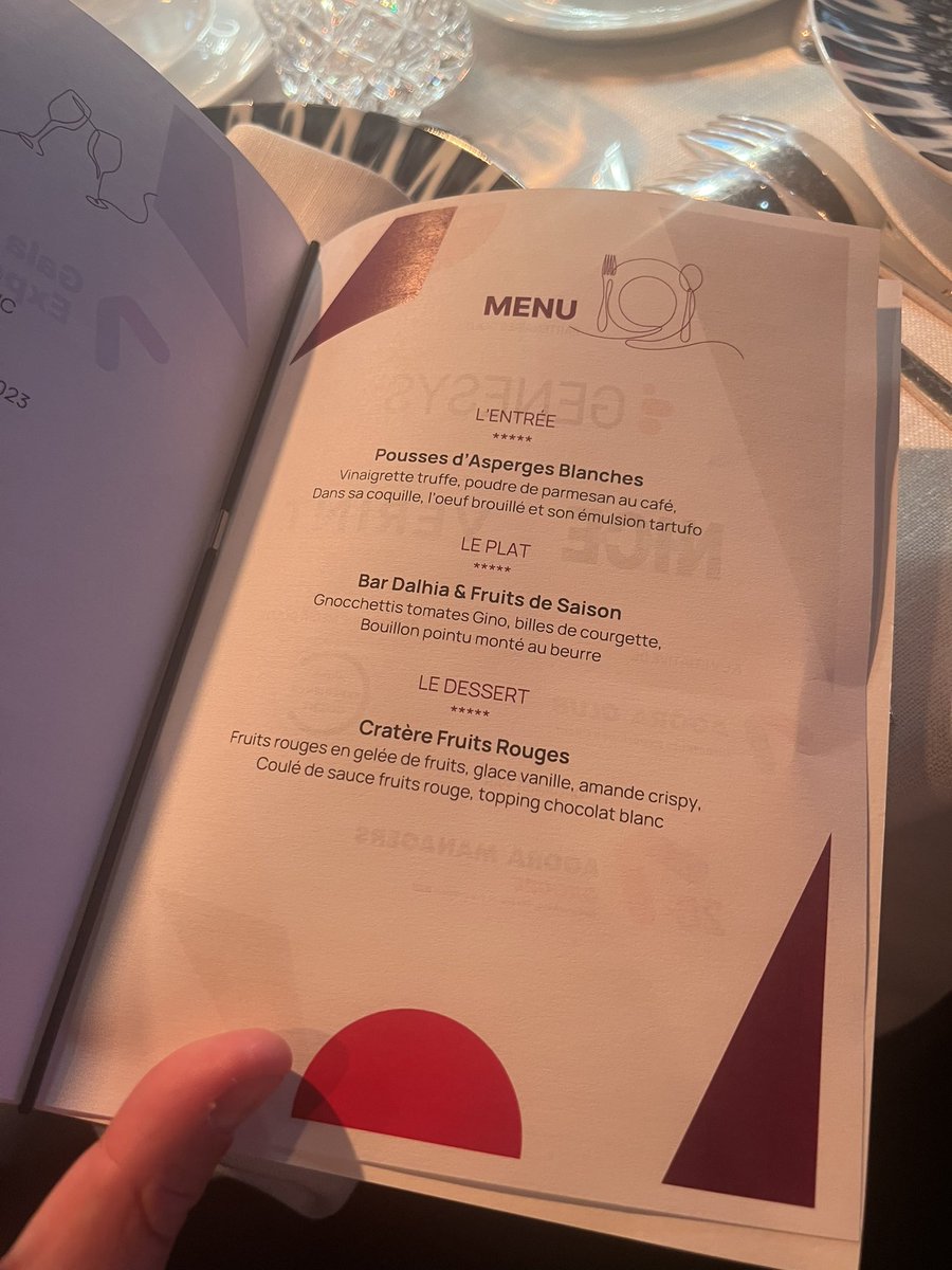 getmayday_app's tweet image. Le menu du soir 🧑‍🍳
#GalaExperienceClient @Agora_Managers