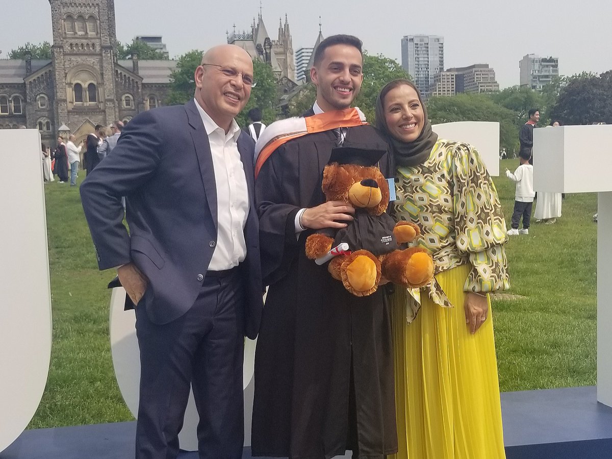We love seeing our #UTSC grads! #UofTGrad25 #UofT