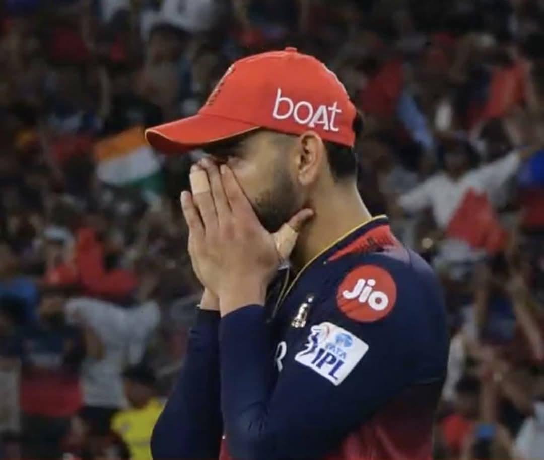 hariom5521's tweet photo. @RCBTweets #RCBForever #ViratKohli ❤❤ https://t.co/RKmpd6dThr