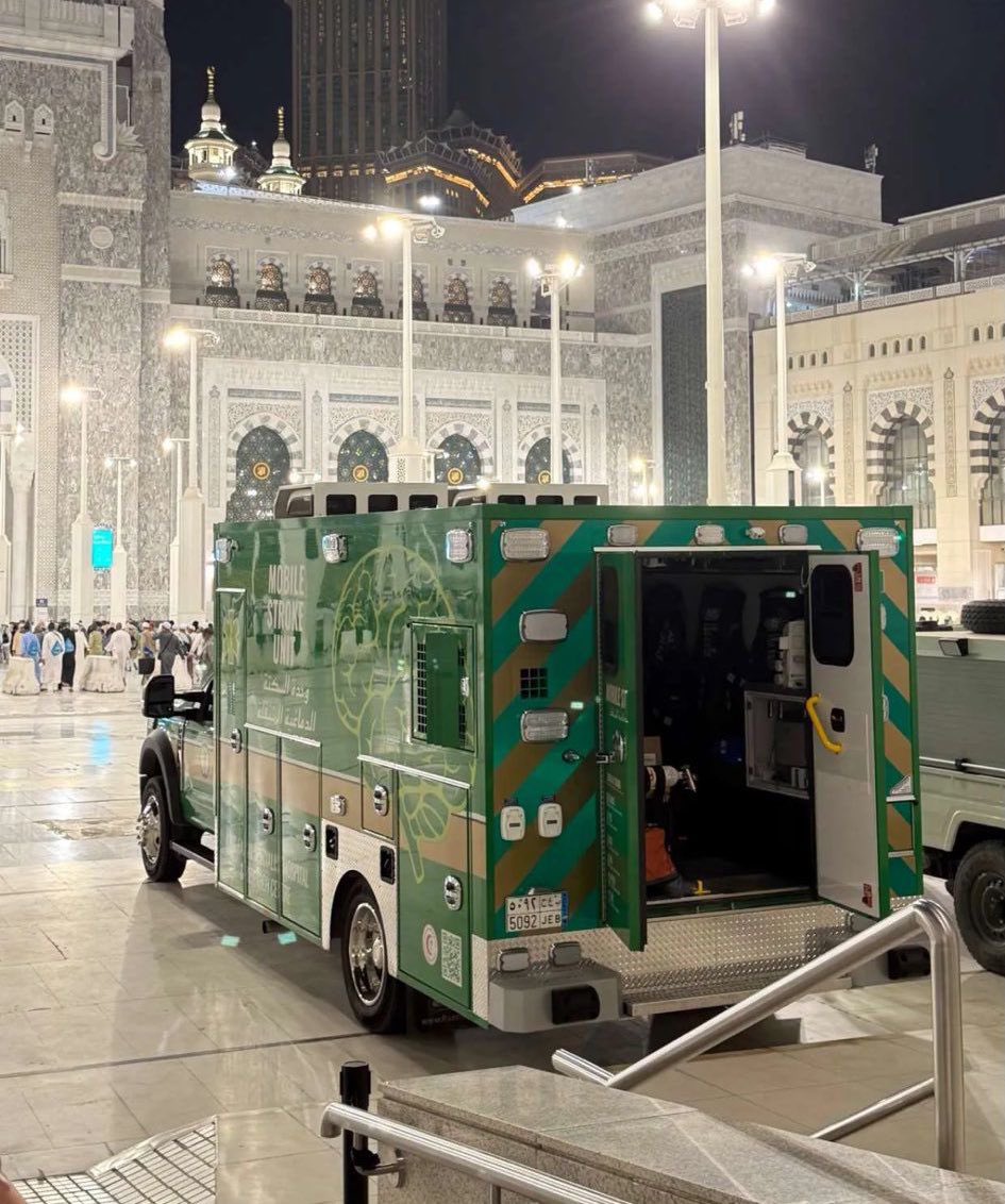 سيارة اسعاف للحالات الحرجة تحتوي على أشعة مقطعية الوحيدة بالسعودية والشرق الأوسط . 🇸🇦🇸🇦

اسأل الله أن يعز حكامنا 🤲🏻