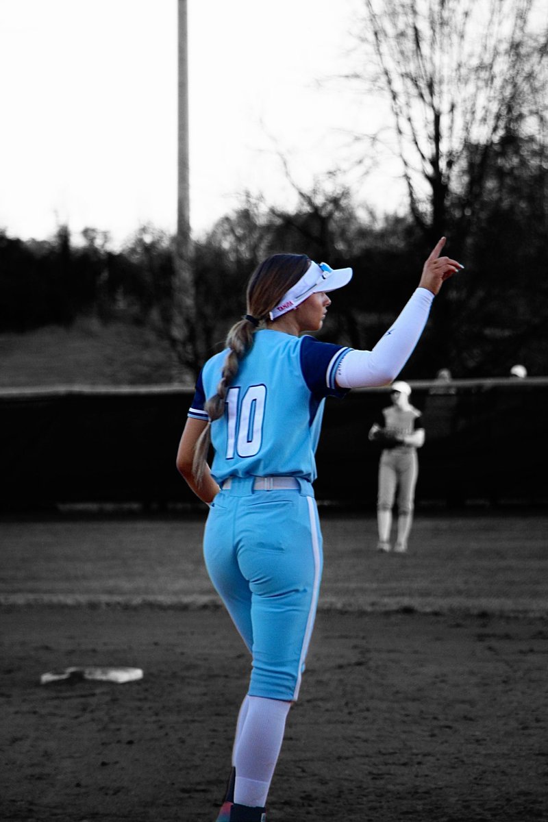 RILEY HAGGAS tweet media