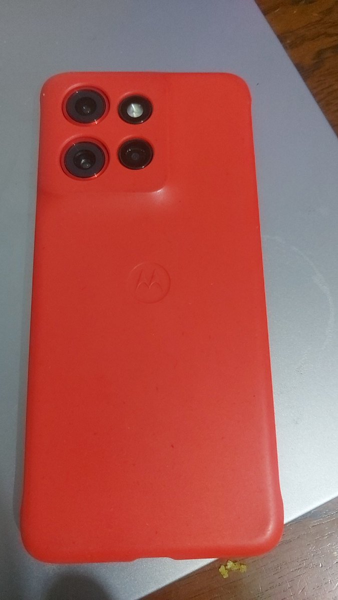 creativpraveen's tweet photo. No need caption 

I bought this red cherry start of the league.
and 
I told my wife that I will keep in status after final.

She just woke me up and told me to update your satatus

#RCBian for reason, my #coincident,  my #Prediction, lucky charm whatever. https://t.co/T44bMIKHsw