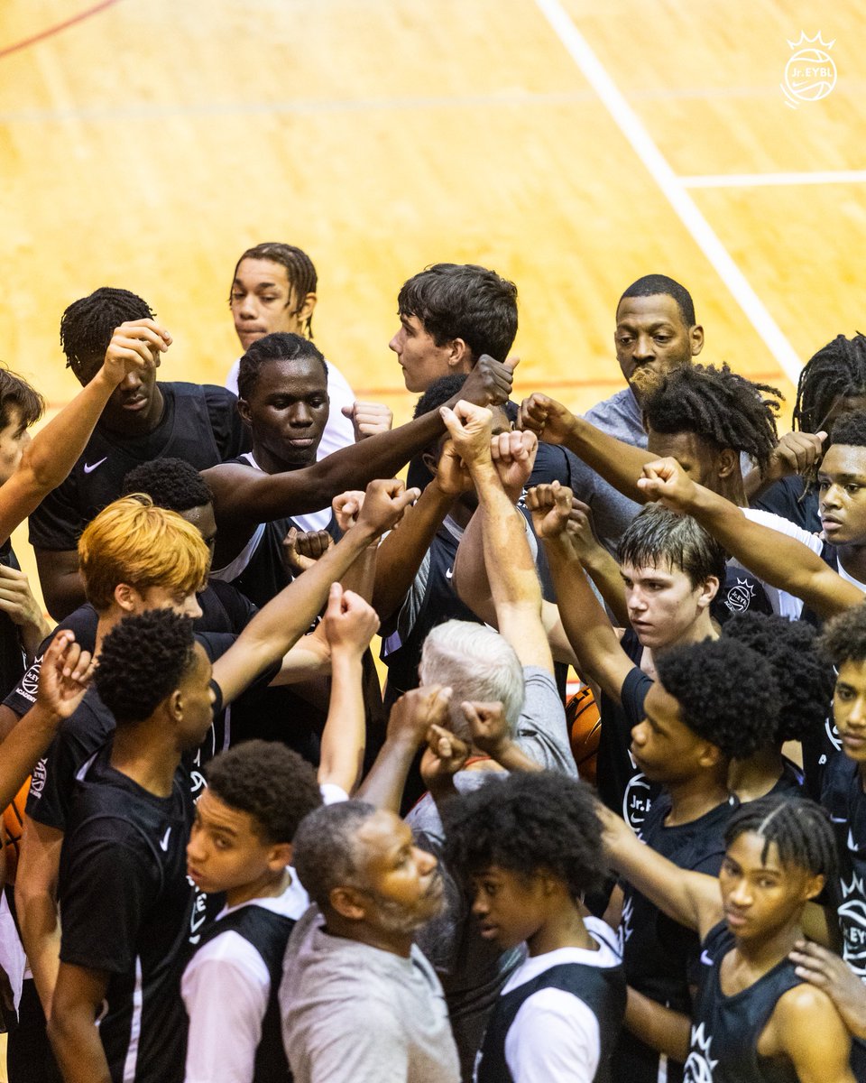 NikeEYB's tweet image. 𝗧𝗵𝗲 𝗙𝘂𝘁𝘂𝗿𝗲 𝗦𝘁𝗮𝗿𝘁𝘀 𝗡𝗼𝘄.

#JrEYBL | #GameTalks