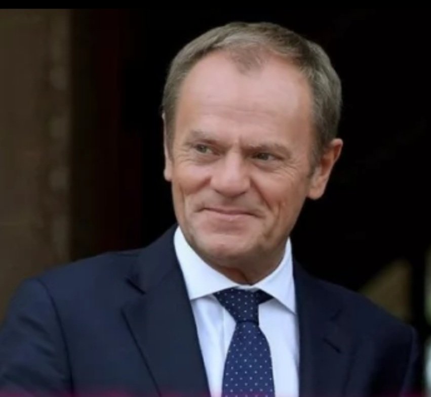 To mój Premier Donald Tusk. Będę go dalej wspierać. Prezydenta nie mam.