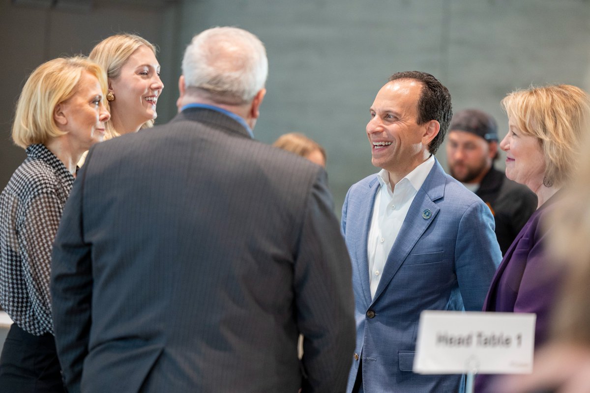 📈Our local film and tv production industry is booming-creating local jobs, boosting our economy, and helping shape the city’s future.

And we're just getting started.

More news coming soon on the Louisville Gardens transformation which will soon become the city's FIRST