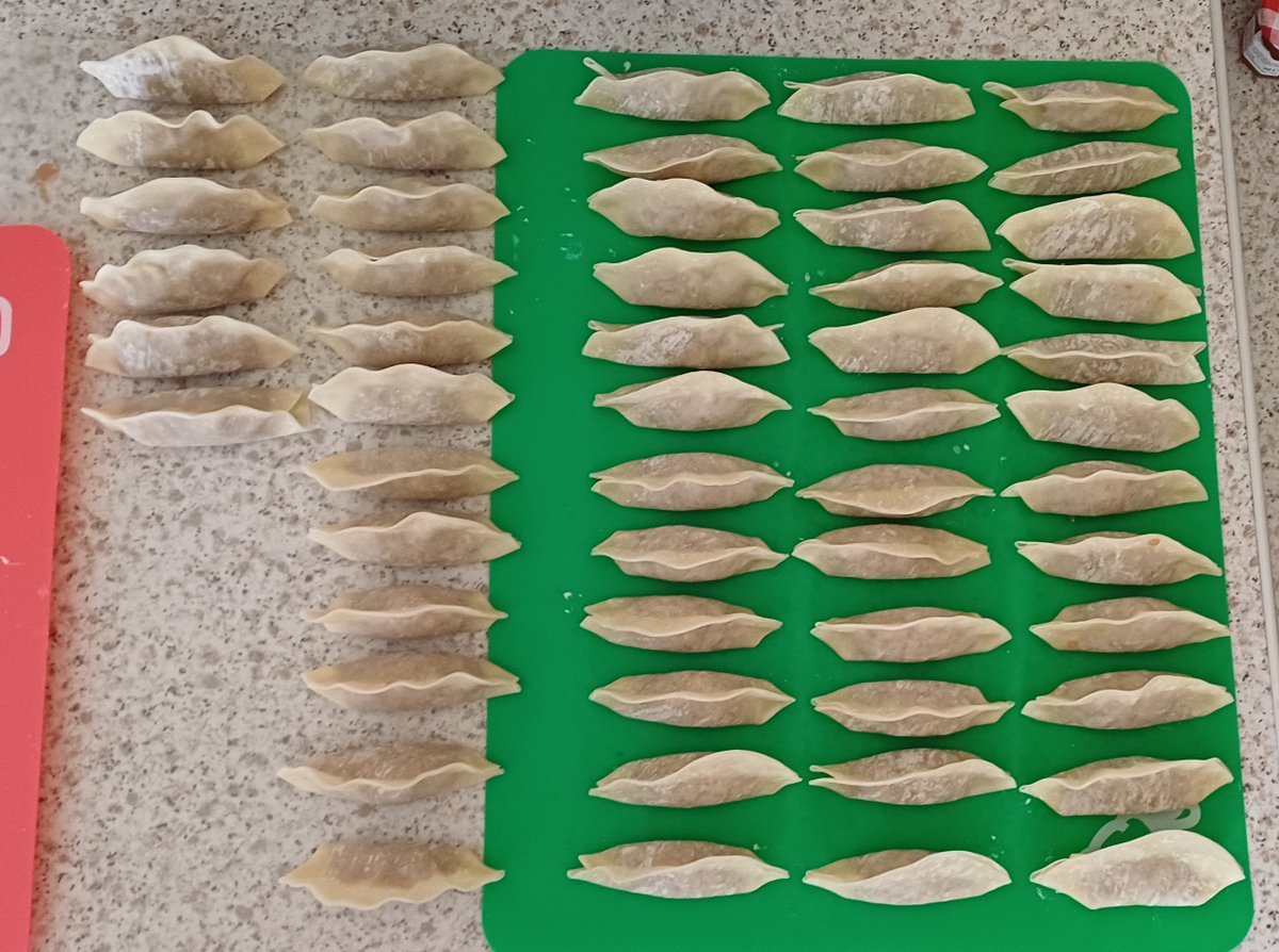 Lindsay C (@lindsay_writes3) on Twitter photo Really pleased with how neat my pork & spring onion gyoza came out today! ^.^ Do need to start branching out to different recipes though... (I learnt how to make these through an online class with Sozai) Really pleased with how neat my pork & spring onion gyoza came out today! ^.^ Do need to start branching out to different recipes though... (I learnt how to make these through an online class with Sozai)