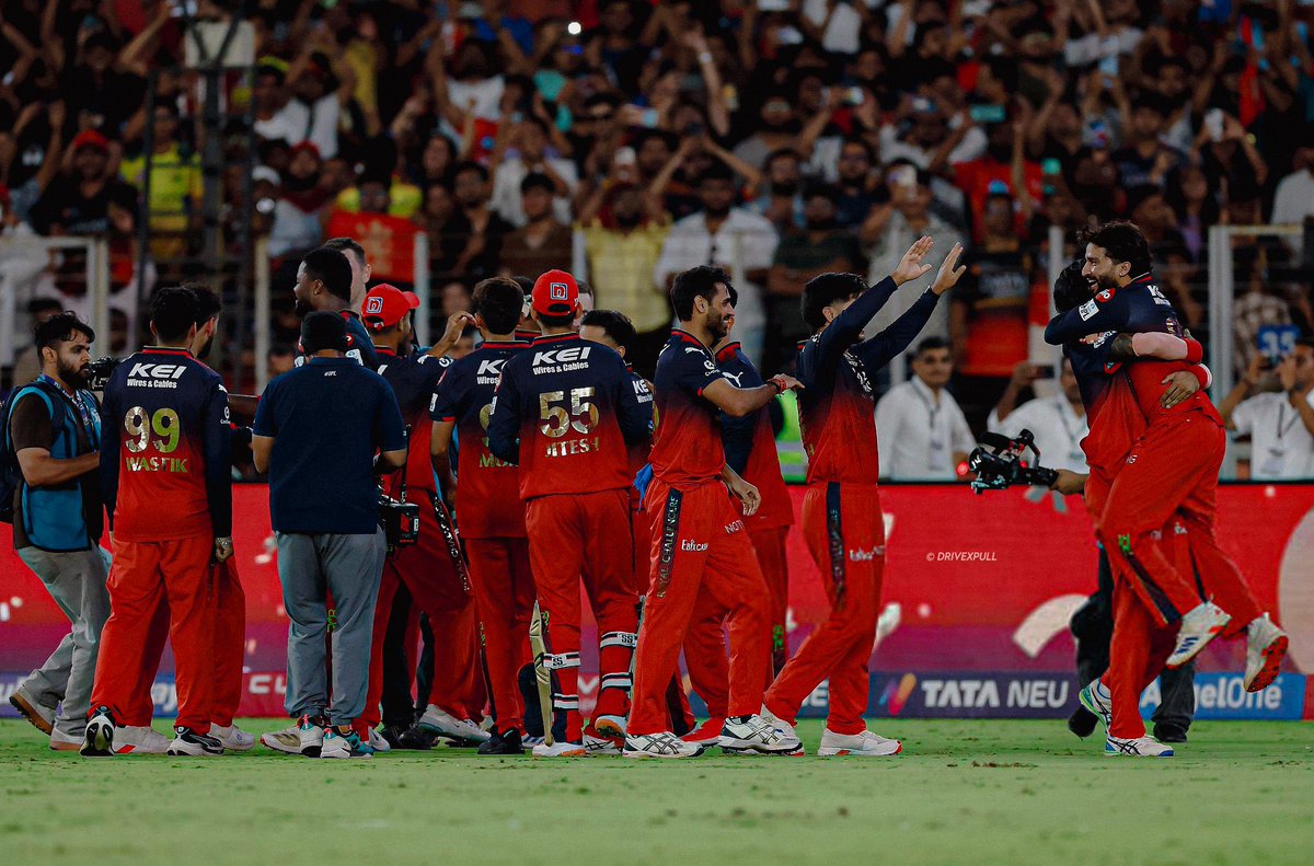 Sassy_Soul_'s tweet photo. It wasn’t easy waiting for 18 years.
Being an RCB fan has been a painful, tough journey we were mocked, called ‘trophyless’ and a ‘lollipop team’.

But we had faith in our team and in God.
For us, loyalty means everything. We stood by our team in their lowest moments… and today, we celebrate their very first win. 😭

Sometimes, God puts you through unimaginable pain just so you can truly feel what happiness is.