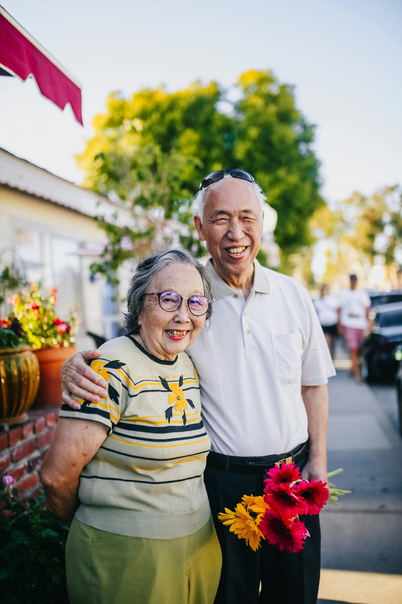 Life Course & Aging (@lifecourseuoft) on Twitter photo New study led by <a href="/leafia_ye/">Leafia Ye</a>, Assistant Professor at <a href="/UofT_Sociology/">U of T Sociology</a> who is cross-appointed at <a href="/lifecourseUofT/">Life Course & Aging</a>, finds Asian Americans are no longer the healthiest older adult group in the U.S. Income inequality may be to blame. Read more: doi.org/10.1093/geronb… New study led by <a href="/leafia_ye/">Leafia Ye</a>, Assistant Professor at <a href="/UofT_Sociology/">U of T Sociology</a> who is cross-appointed at <a href="/lifecourseUofT/">Life Course & Aging</a>, finds Asian Americans are no longer the healthiest older adult group in the U.S. Income inequality may be to blame. Read more: doi.org/10.1093/geronb…