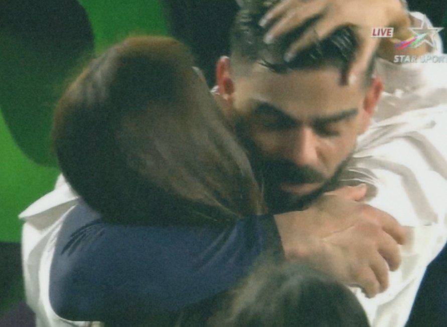 — " sab lady luck ka kamaal hai. " 🤍