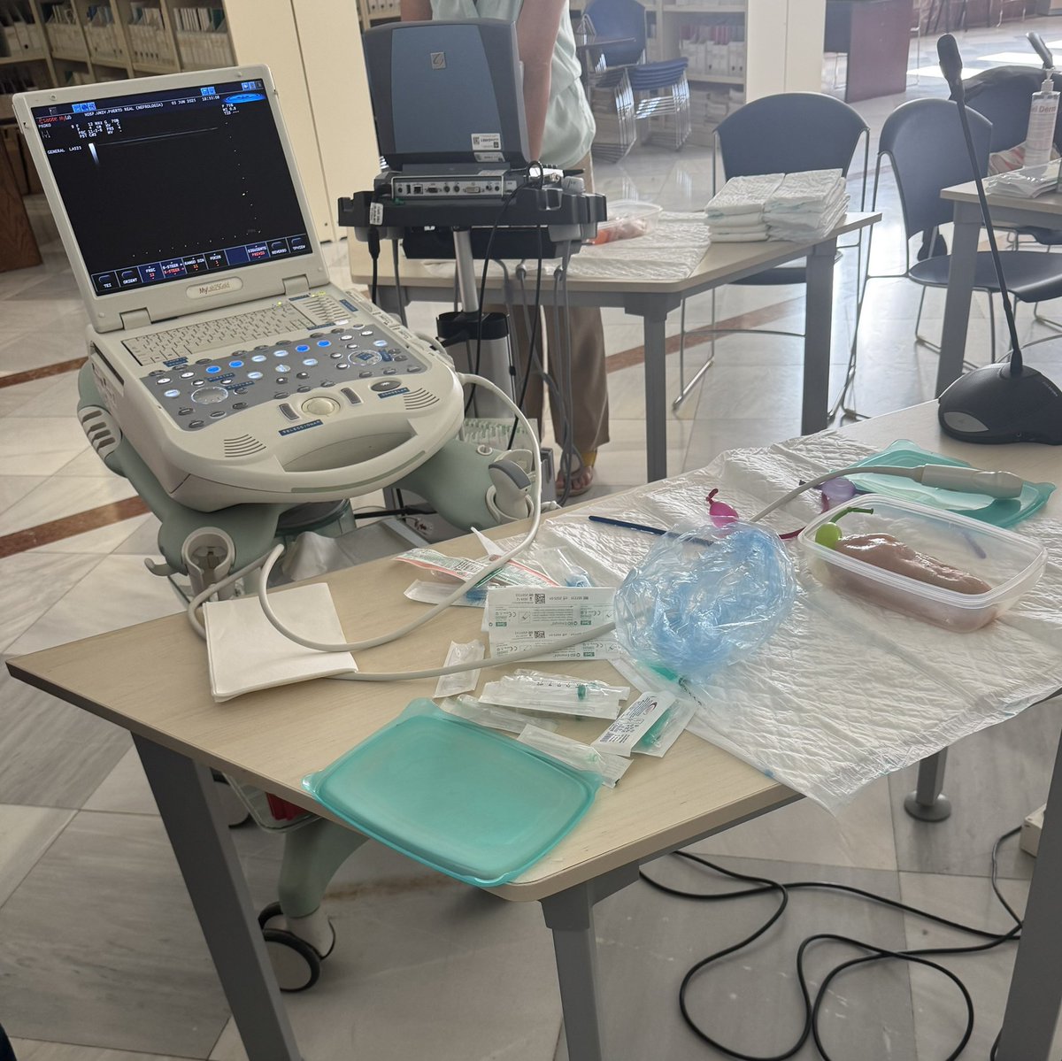 Pocus_PR's tweet image. “Repetitio est mater studiorum”

¡Nunca pierdas una oportunidad para seguir entrenando!

Estudiar y practicar es la base de la #EcografíaClínica.

#POCUS #Formación #HUPR #AccesoVenoso #Simulación