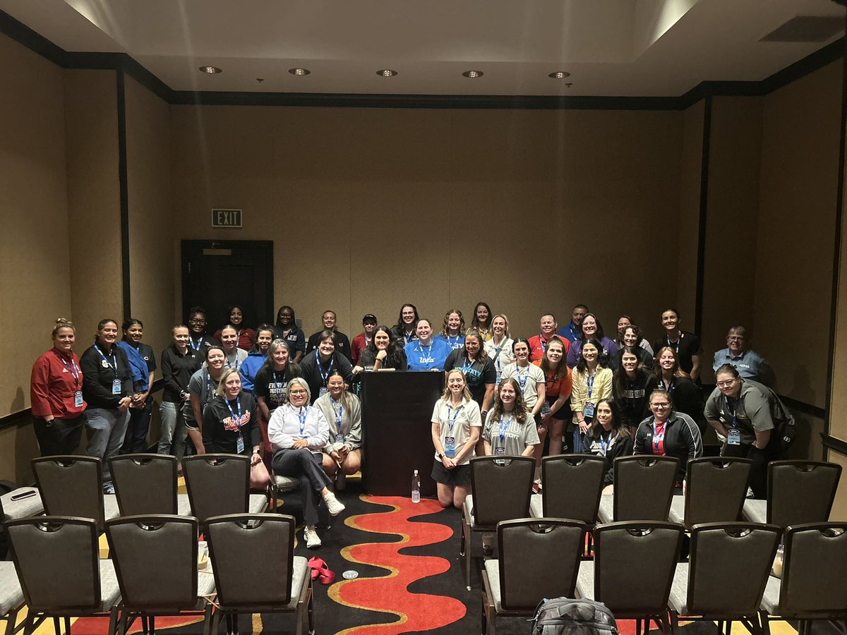 Group shot! Thanks everyone for coming out! 
#AEMA2025