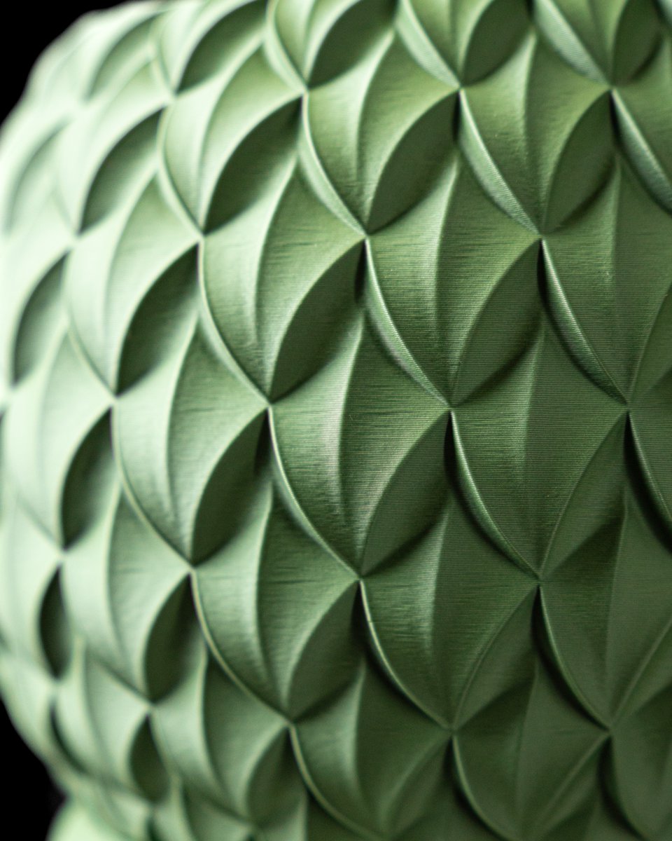 MODERNMACHINE3D's tweet image. Scale Planter Pot by MODERN MACHINE
STL available on our @Thangs3D profile. You can start 3D printing this yourself.