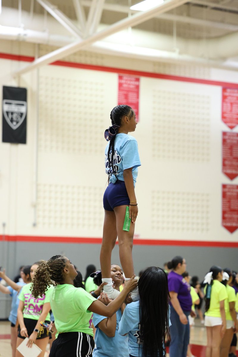 disdactivities's tweet image. Jumps. Chants. Stunts. Leadership. 📣 Our athletes are mastering it all today with smiles and spirit! 🔥 #WeGotYouCovered #GetInvolved #DallasISDCheerCamp #DISDProud
@DallasISDSupt
@dallasschools