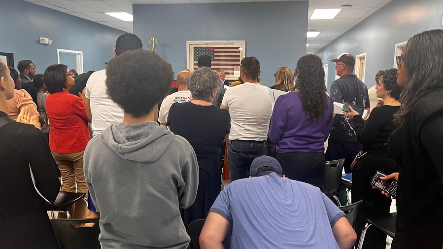 NJ_Reentry's tweet image. Today’s #CommunityBreakfast at our #UnionCountySite in #ElizabethNJ brought together partners, officials, &amp;amp; faith leaders—all united in support of #SecondChances. #ThankYou @MayorBollwage &amp;amp; Patricia Perkins-Auguste for #Supporting brighter futures for #ReturningCitizens.