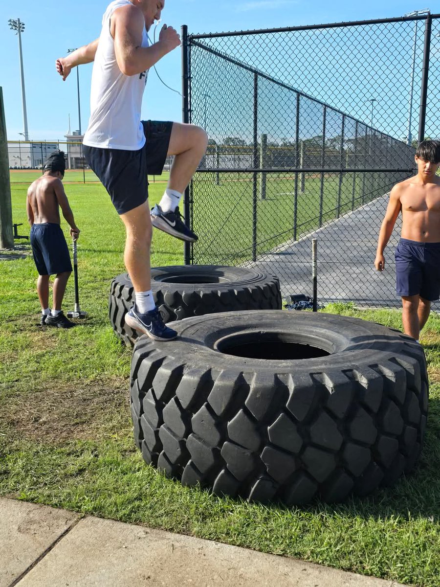 Parrish Community High School Bulls FB tweet media