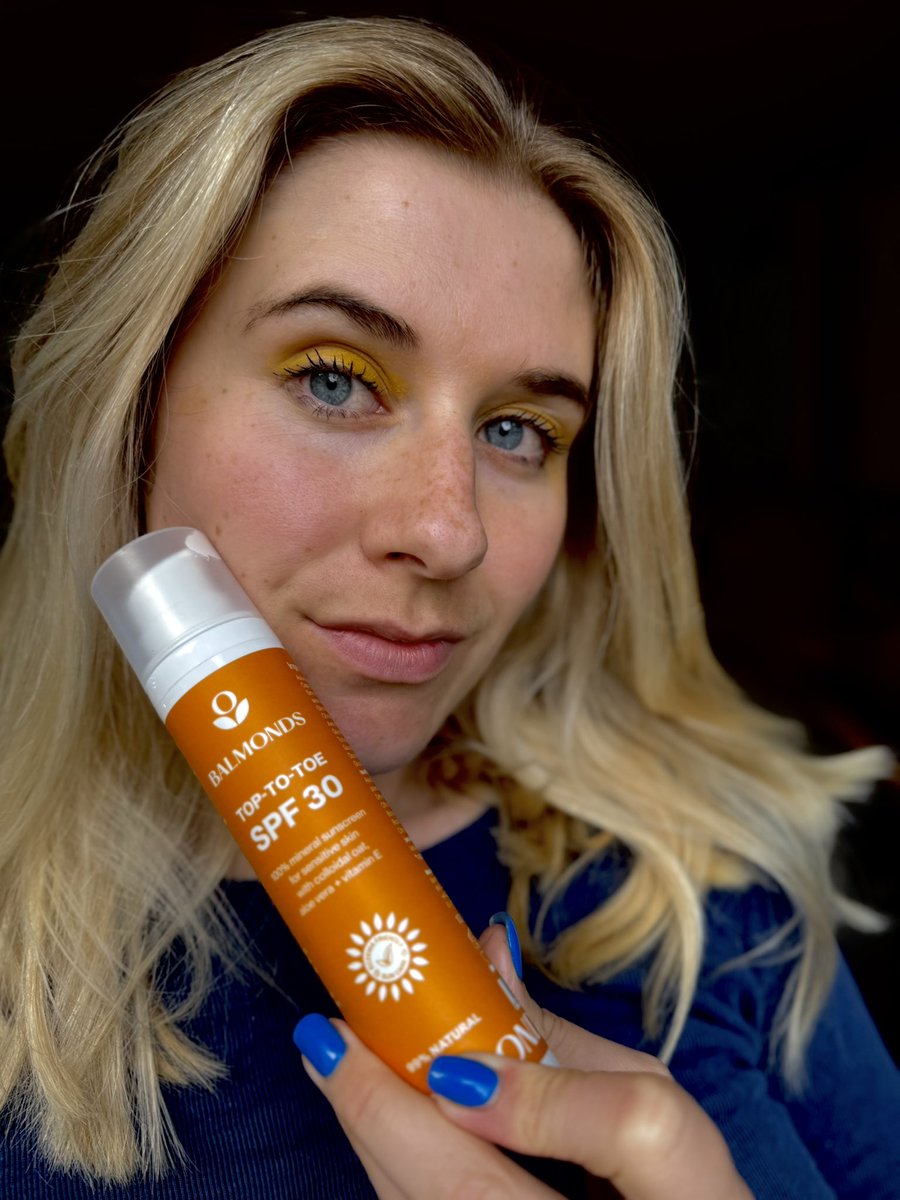 Balmonds Top-To-Toe SPF is a lightweight, family-friendly, fragrance-free sun lotion made with 100% mineral non-nano zinc oxide. Perfect for babies (6+ weeks), kids &amp; adults with eczema, allergies, or sensitive skin >>> glnk.io/4619/mackies-m…