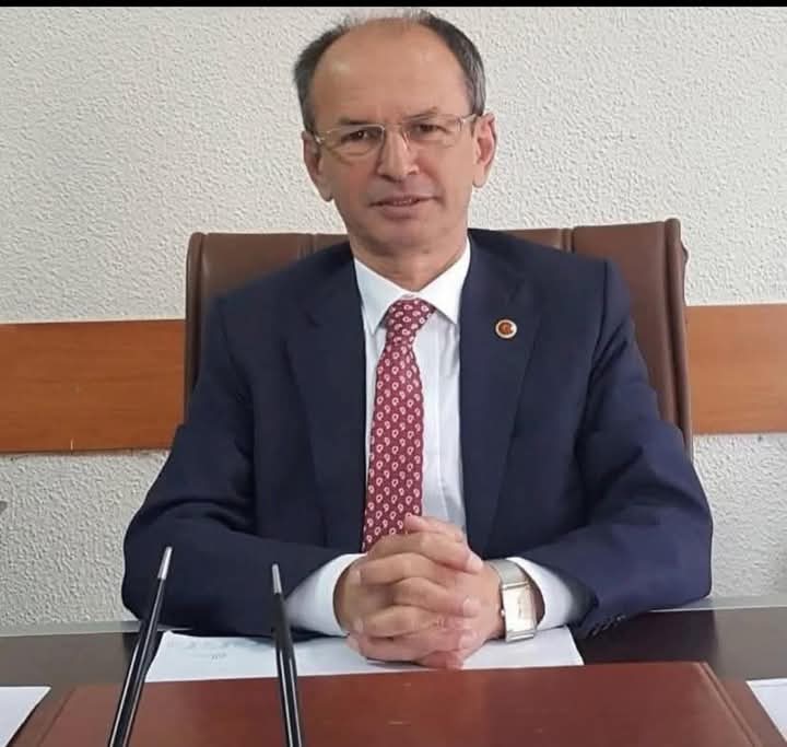 Millet iradesinin tecelli ettiği Gazi Meclisimizin yeniden Başkanı olarak seçilen Sayın Prof. Dr. Numan Kurtulmuş’u gönülden tebrik ediyorum