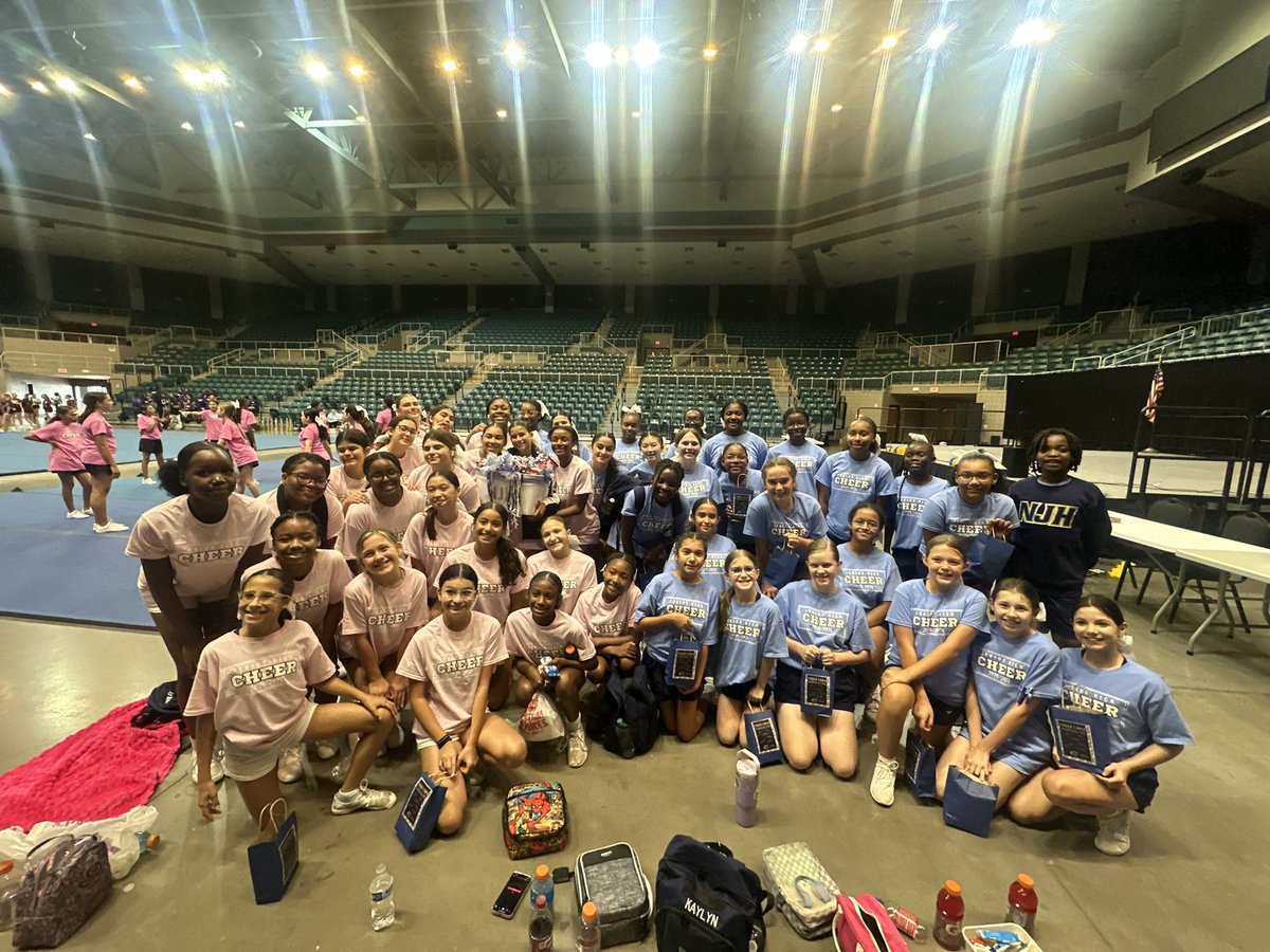 Cheer Camp day 1!! With <a href="/nelsonjh_hawks/">Nelson Junior High</a> #WeAreHaskett