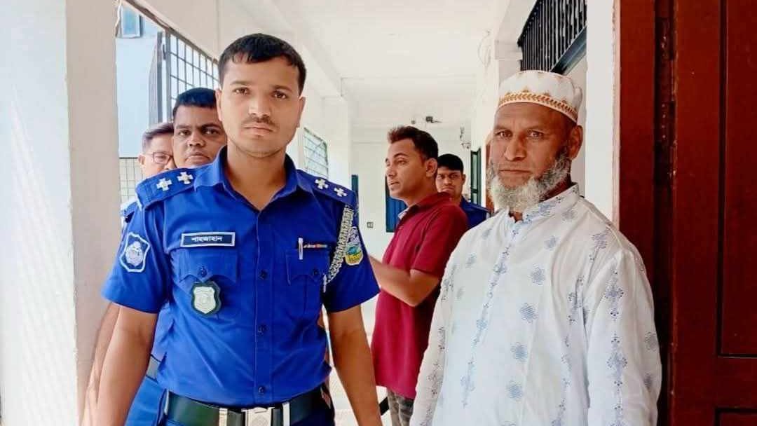 মাদারগঞ্জের কড়ইচূড়া ইউপি চেয়ারম্যান বাচ্চু নাশকতা মামলায় গ্রেফতার