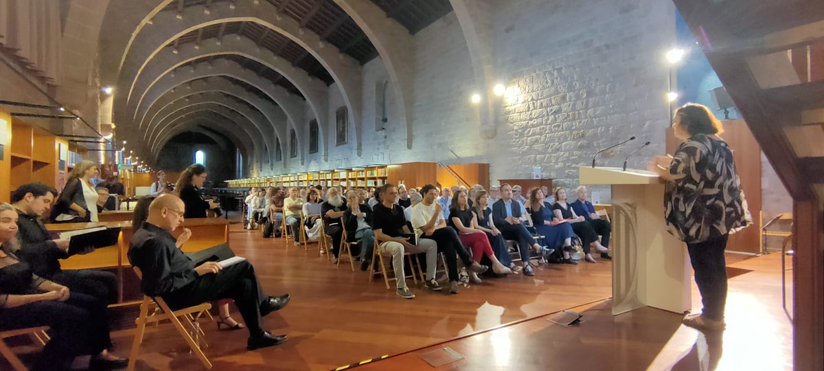 Cultura Popular (@cultpopular_cat) on Twitter photo ✨Comença l'acte amb els parlaments institucionals, destacant la vitalitat del teixit associatiu català i el llegat de Clavé.
<a href="/CostalFornells/">Anna Costal i Fornells</a>, comissària de l'#AnyClavé contextualitza la figura d'Anselm Clavé i la seva influència en la Catalunya republicana de finals del s.XIX. ✨Comença l'acte amb els parlaments institucionals, destacant la vitalitat del teixit associatiu català i el llegat de Clavé.
<a href="/CostalFornells/">Anna Costal i Fornells</a>, comissària de l'#AnyClavé contextualitza la figura d'Anselm Clavé i la seva influència en la Catalunya republicana de finals del s.XIX.
