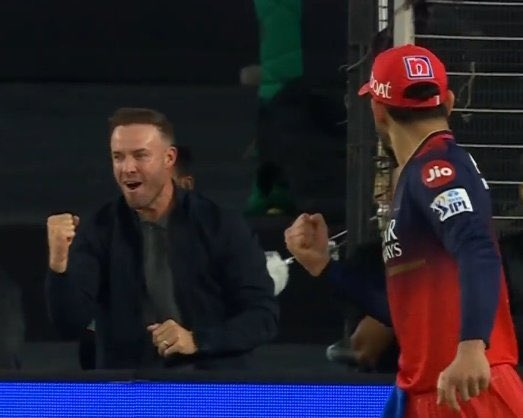 This, this part of my life.. is called happiness! ❤️💛

#IPLFinals