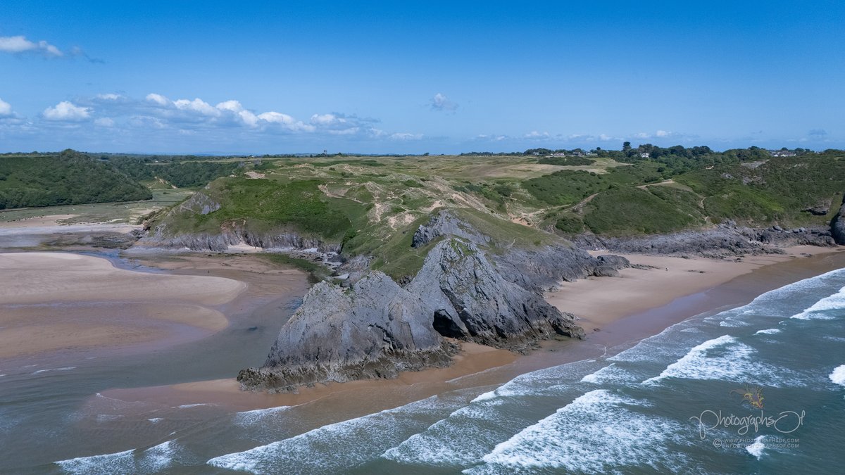 mjrmarketinguk's tweet image. A view from the other side... 📸

#gower #threecliffs #3cliffs #wormshead #swansea #Gower #Gowerpeninsular #seascape #landscape #sunrise  #beach #wales #welshbeach