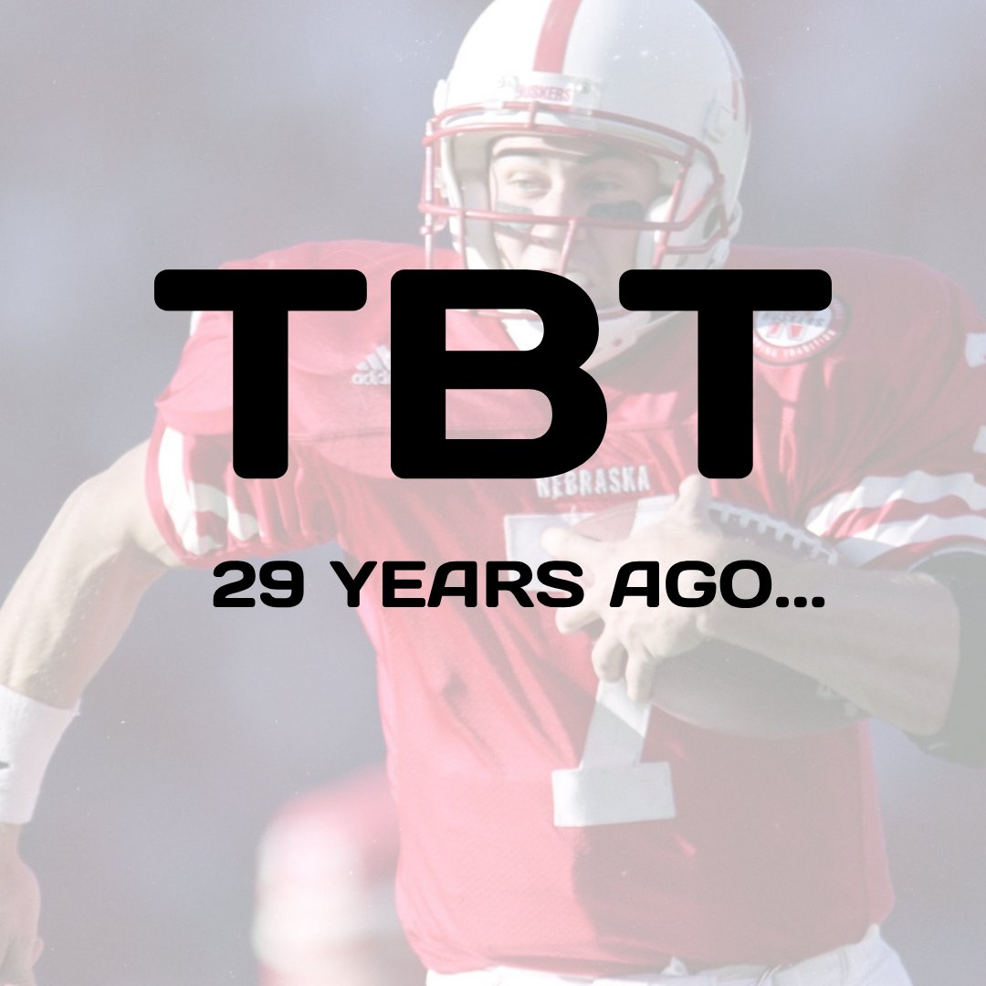 NebHallOfFame's tweet image. #TBT to 1996: Eric Crouch, a standout from Millard North, capped off his high school career by rushing for over 1,000 yards AND throwing for more than 1,000 in a single season. Years later, he’d go on to win the Heisman Trophy🏈✨