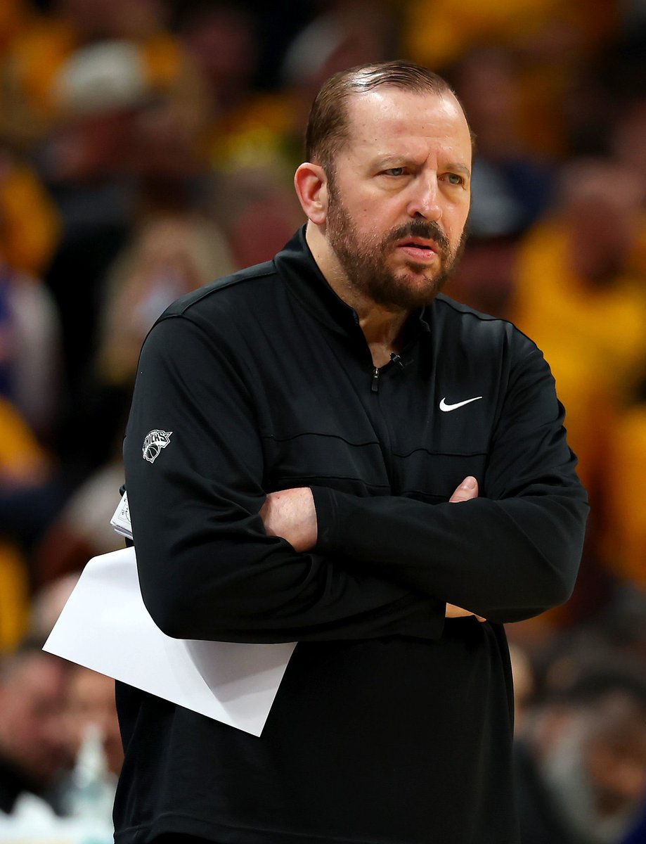 New York Knicks, koç Tom Thibodeau ile yollarını ayırdı. (ESPN)