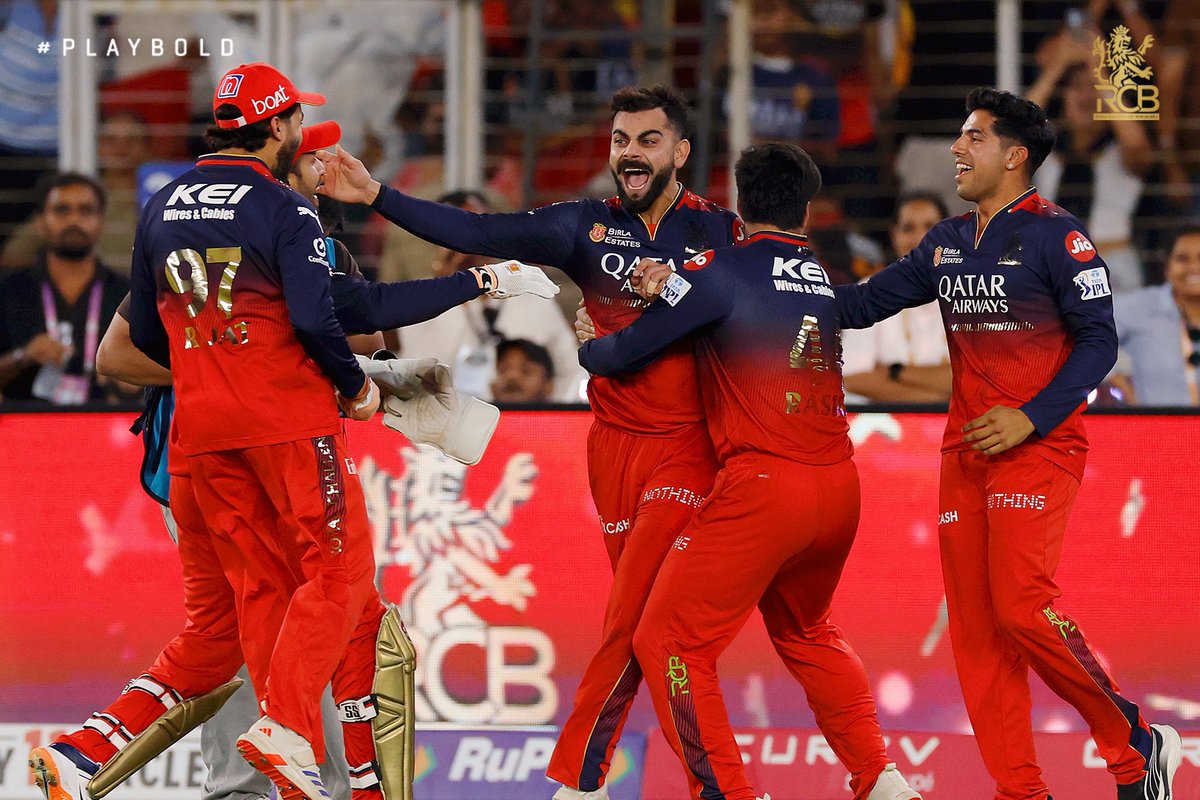 Murlidhar Mohol (@mohol_murlidhar) on Twitter photo Ee Sala Cup Namdu!
Congratulations RCB👑🫶
#ViratKohli𓃵 #RCBvsPBKS #IPLFinals Ee Sala Cup Namdu!
Congratulations RCB👑🫶
#ViratKohli𓃵 #RCBvsPBKS #IPLFinals
