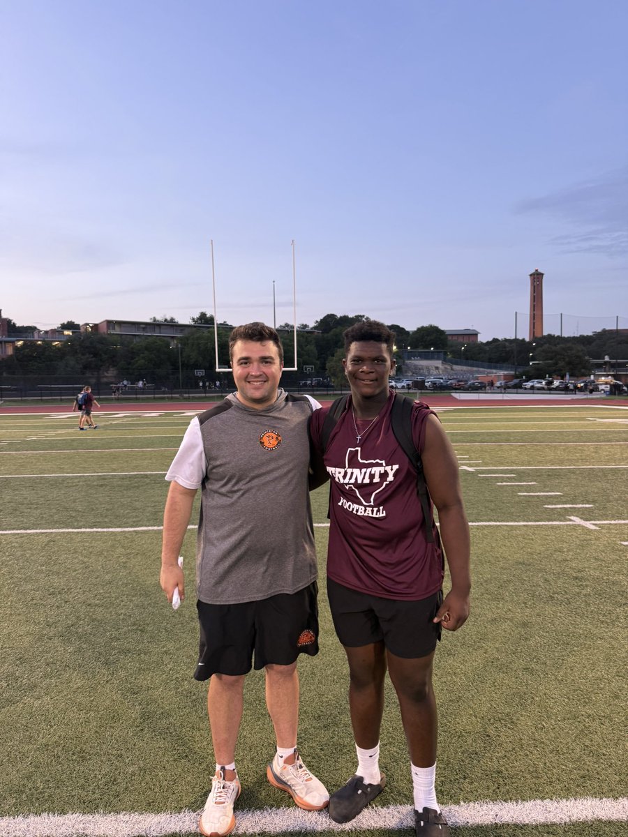 Keandre ‘KD’ Darby (@keandrekd) on Twitter photo We had a great time with my bros <a href="/TUFootballTX/">Trinity University Football</a> <a href="/JerhemeUrban83/">Jerheme Urban</a> <a href="/kaden_orourke/">Kaden O’Rourke</a> <a href="/jakevenuto/">Jake Venuto c/o '27</a> <a href="/RecruitVandyFB/">Vandegrift HS Football Recruiting 🐍</a> We had a great time with my bros <a href="/TUFootballTX/">Trinity University Football</a> <a href="/JerhemeUrban83/">Jerheme Urban</a> <a href="/kaden_orourke/">Kaden O’Rourke</a> <a href="/jakevenuto/">Jake Venuto c/o '27</a> <a href="/RecruitVandyFB/">Vandegrift HS Football Recruiting 🐍</a>