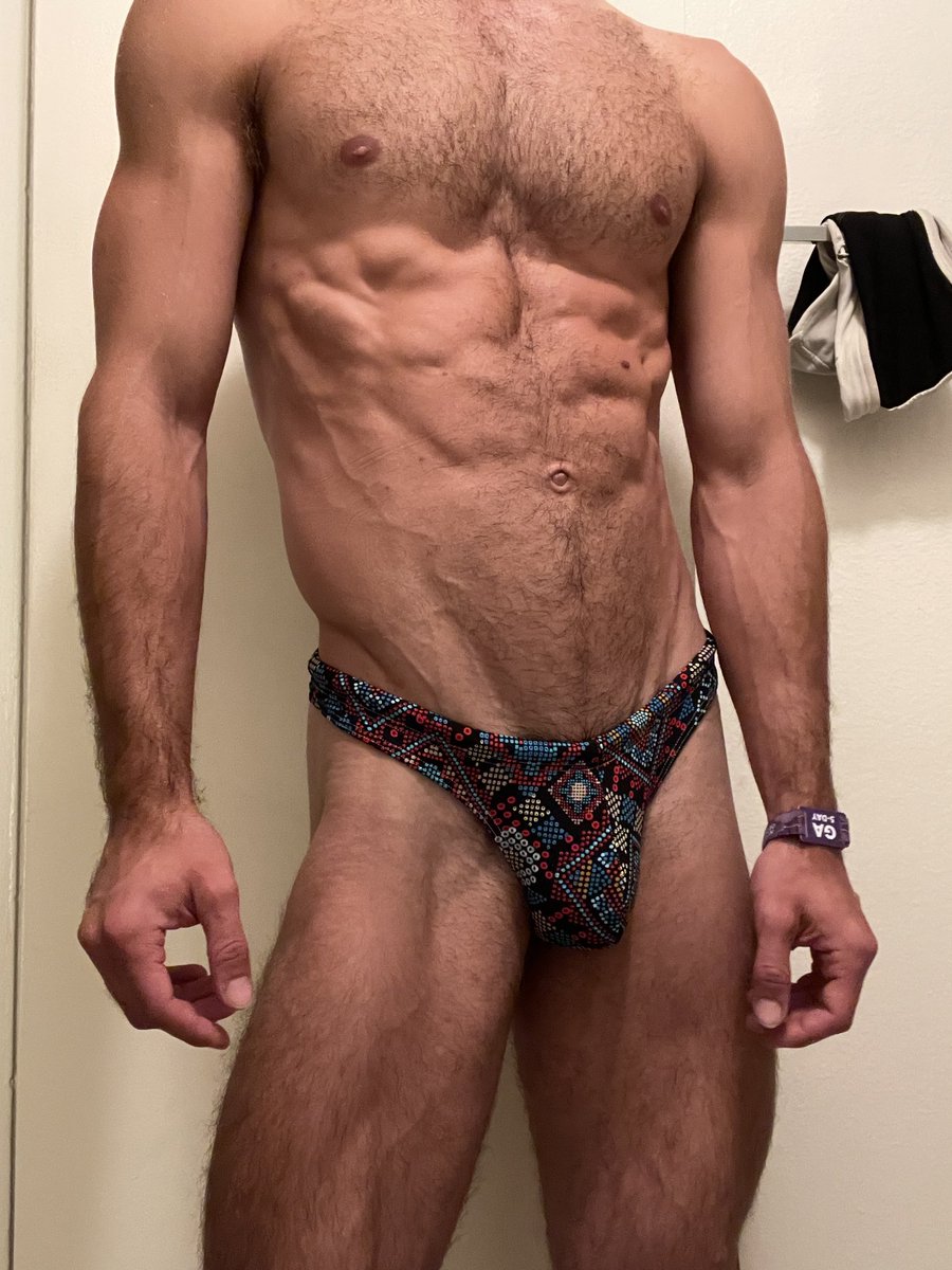 openXmike's tweet photo. New suit 🙌🏼 https://t.co/n7Aq66idIU