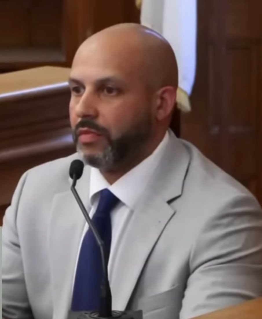 j3nnyb00m's tweet image. “that WAS the lexus.. that was NOT the tail light” 

“absolutely not.. that tail light is completely smashed out!” 

quotes by Officer Barros .. one of THE GOOD ONES! 🤝🏼 #gameSETmatch