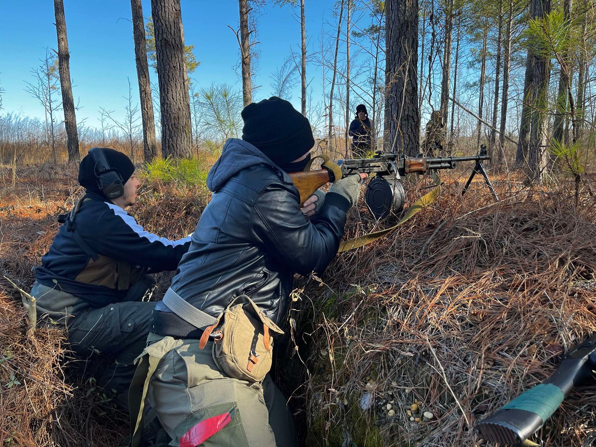 itisstovie's tweet photo. Still missing the bandit squad and the lore we made even if we had to dodge chubsuckers @IrradiatedEvent’s STALKER larp.

#Stalker2 #stalker2heartofchornobyl #stalker #larp #cosplay https://t.co/7rQNYh5Ou8